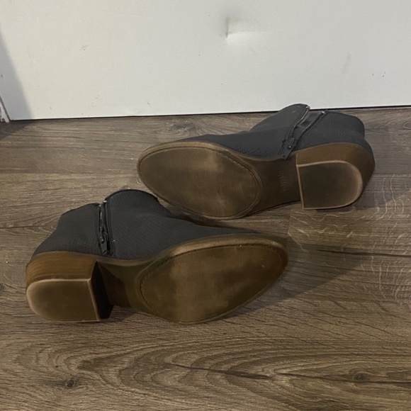 Kensie Women’s Booties - Picture 5 of 10